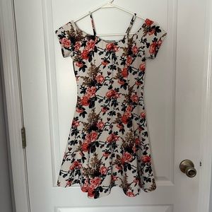 🚨SOLD🚨Floral Dress